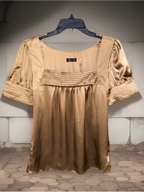 CC Couture Women’s Bronzy Gold Short-Sleeve Scoop Neck Silk Blouse-S-EC